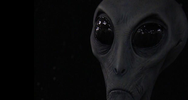 how-society-is-manipulated-to-fear-ETs