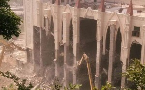 The destruction of Sanjiang church in Wenzhou Source
