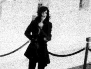 Patty Hearst yelling commands at bank customers